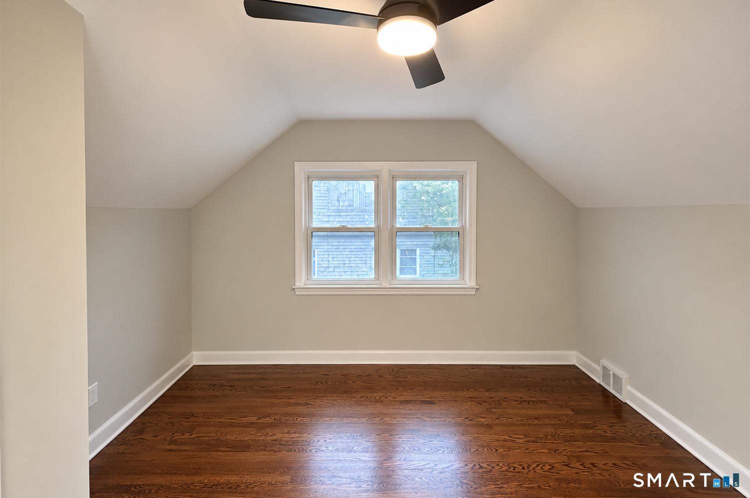 347 Goldenrod Avenue Bridgeport CT 06606