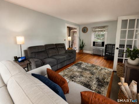 29 Niles Hill Road New London CT 06320