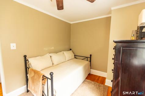 29 Niles Hill Road New London CT 06320