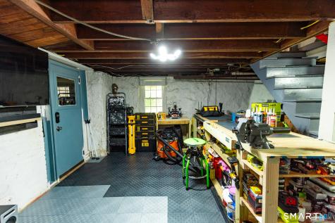 29 Niles Hill Road New London CT 06320