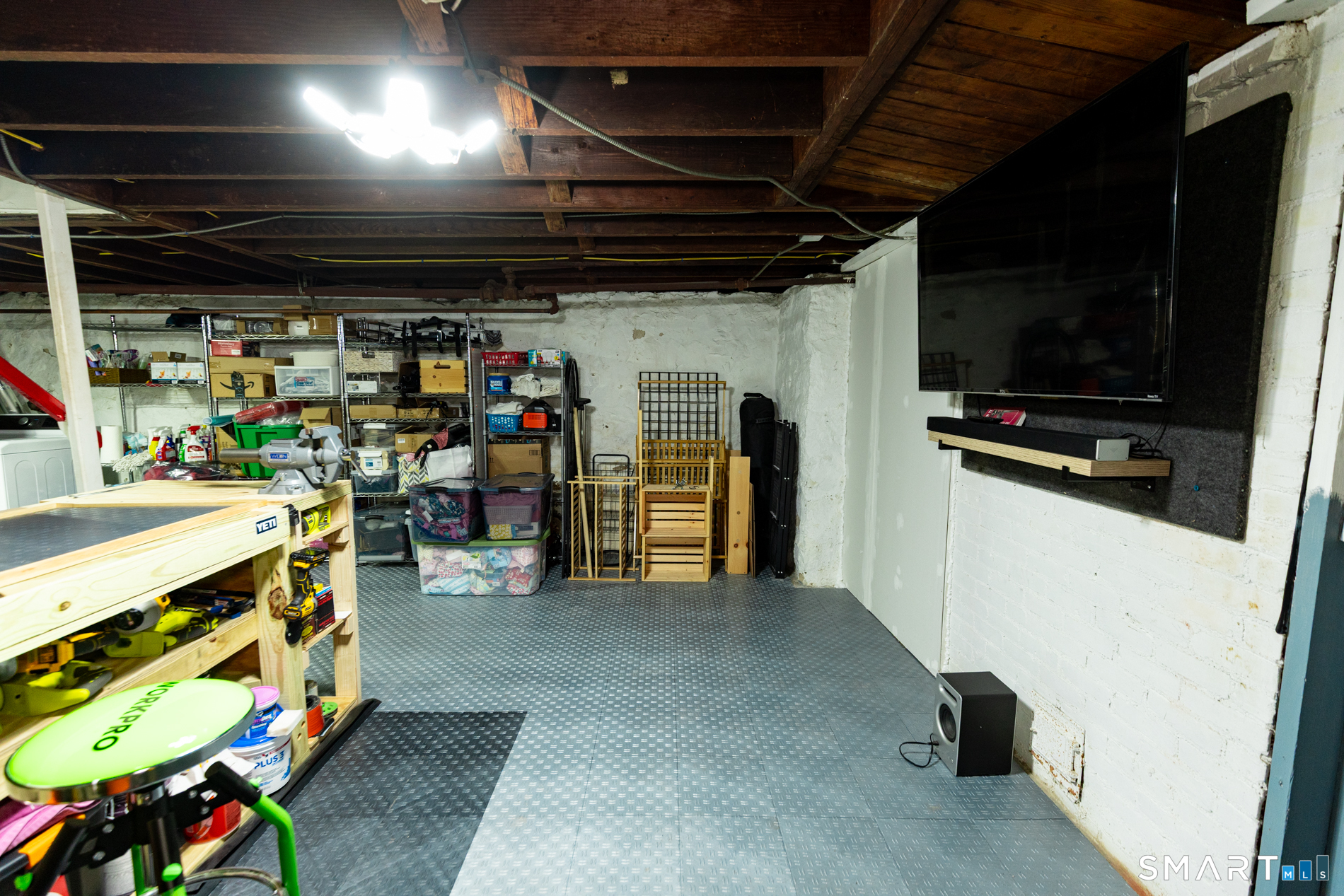 29 Niles Hill Road New London CT 06320