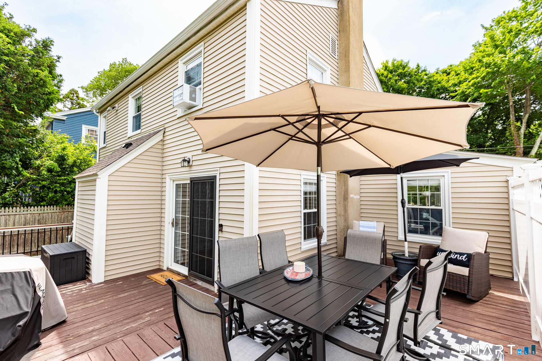 29 Niles Hill Road New London CT 06320