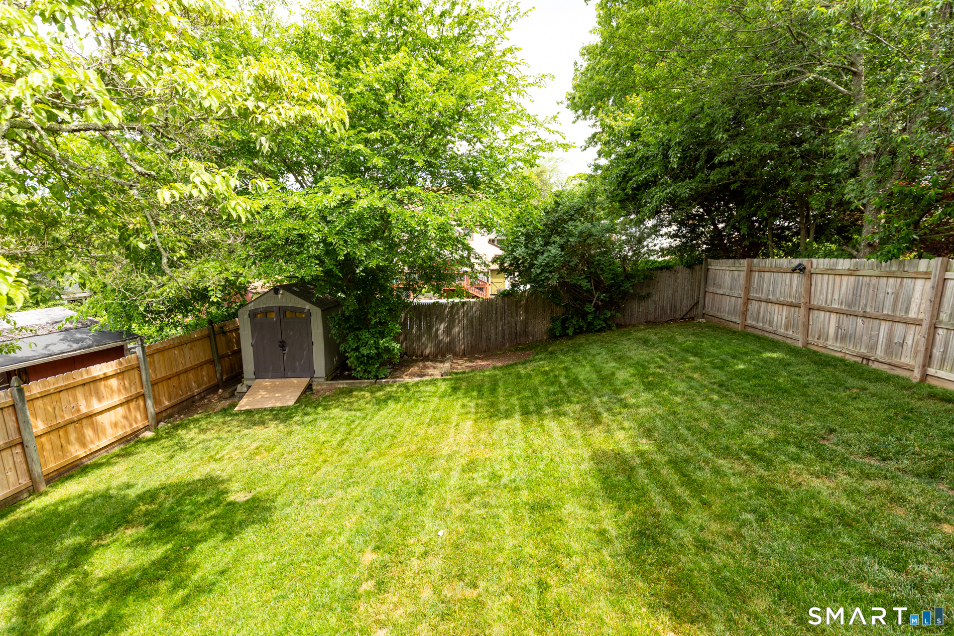 29 Niles Hill Road New London CT 06320