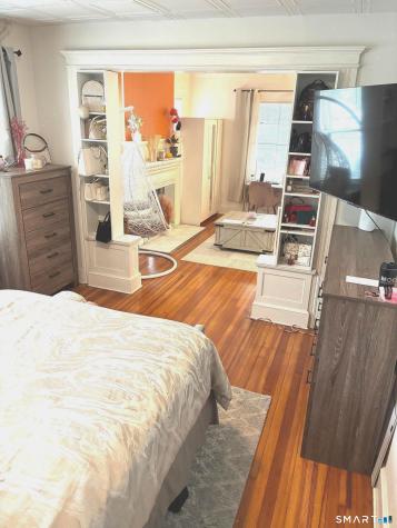 16 Holbrook Court Ansonia CT 06401