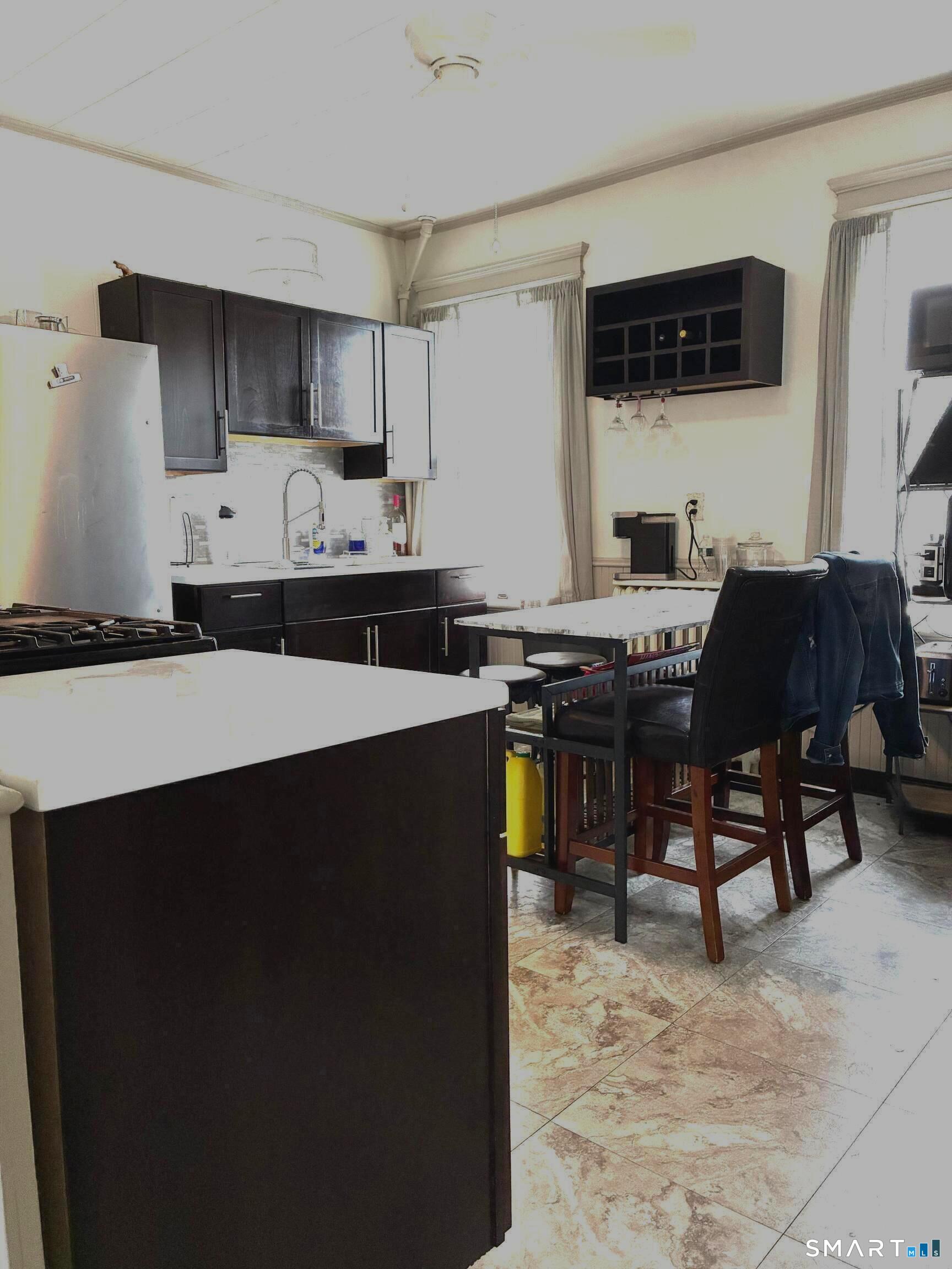 16 Holbrook Court Ansonia CT 06401