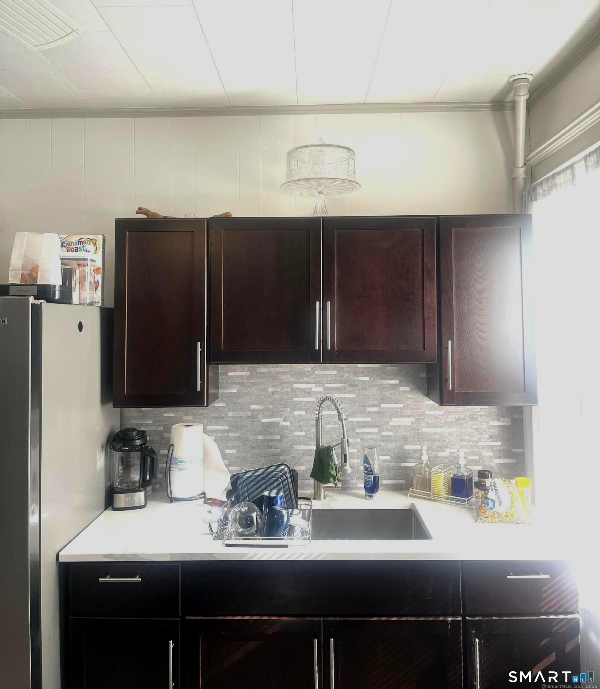 16 Holbrook Court Ansonia CT 06401