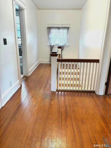 16 Holbrook Court Ansonia CT 06401