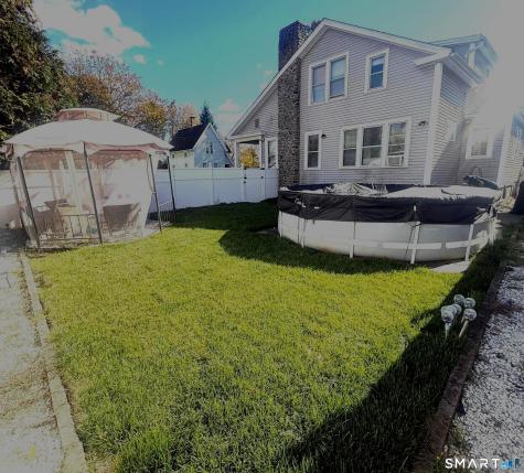 16 Holbrook Court Ansonia CT 06401