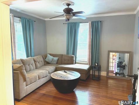 16 Holbrook Court Ansonia CT 06401