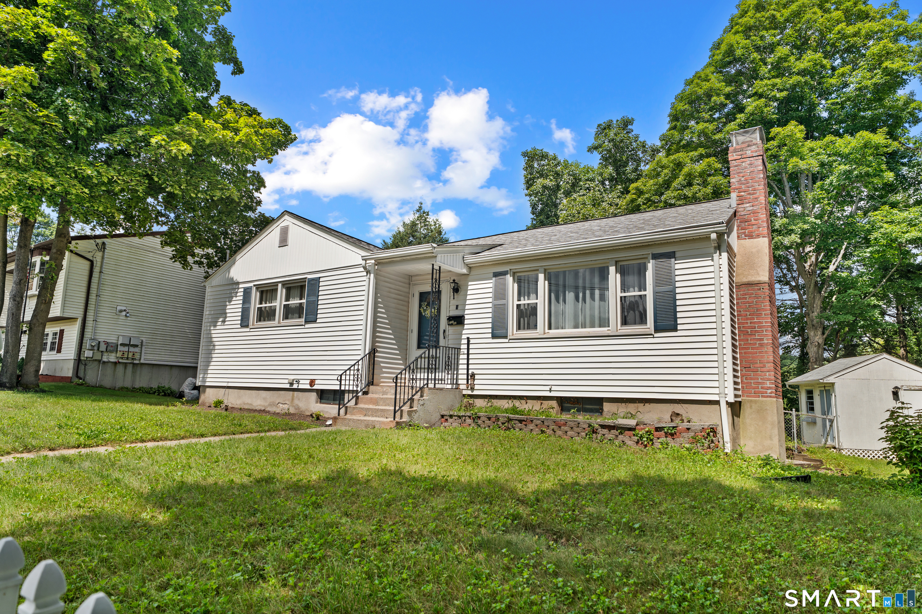 6 Smith Avenue Waterbury CT 06708