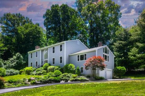 23 Heritage Drive Easton CT 06612