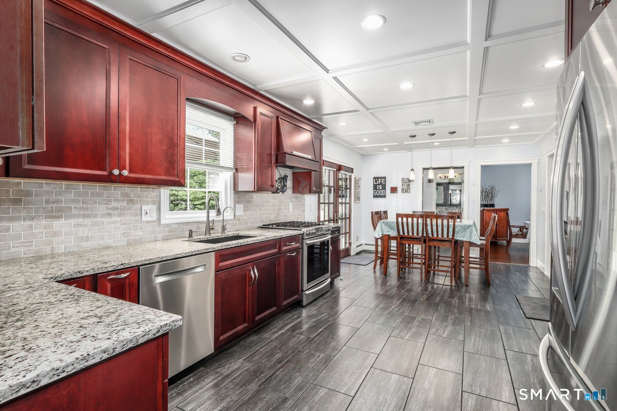 4 Ayrshire Drive New Milford CT 06776