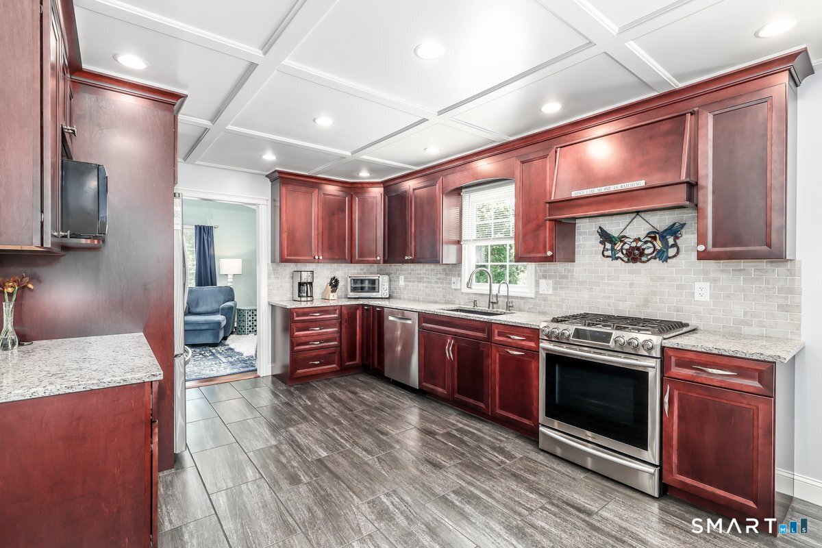 4 Ayrshire Drive New Milford CT 06776