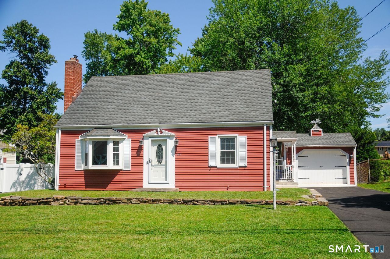 109 White Street Manchester CT 06042