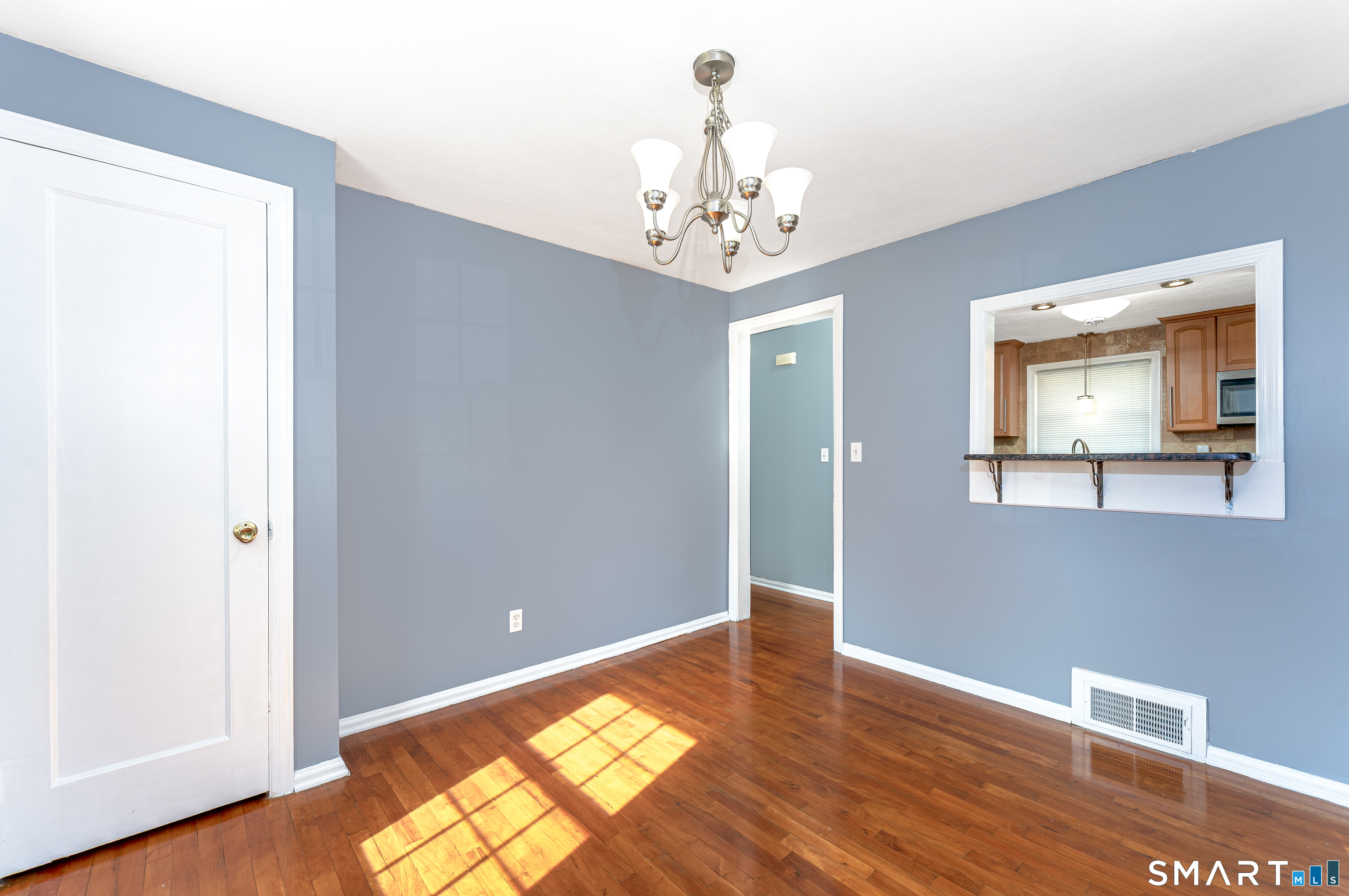 109 White Street Manchester CT 06042