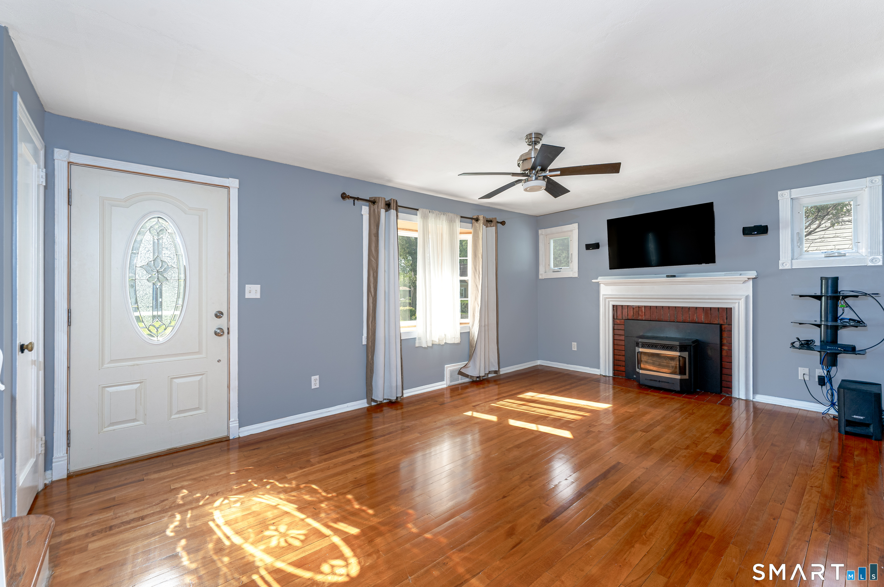 109 White Street Manchester CT 06042