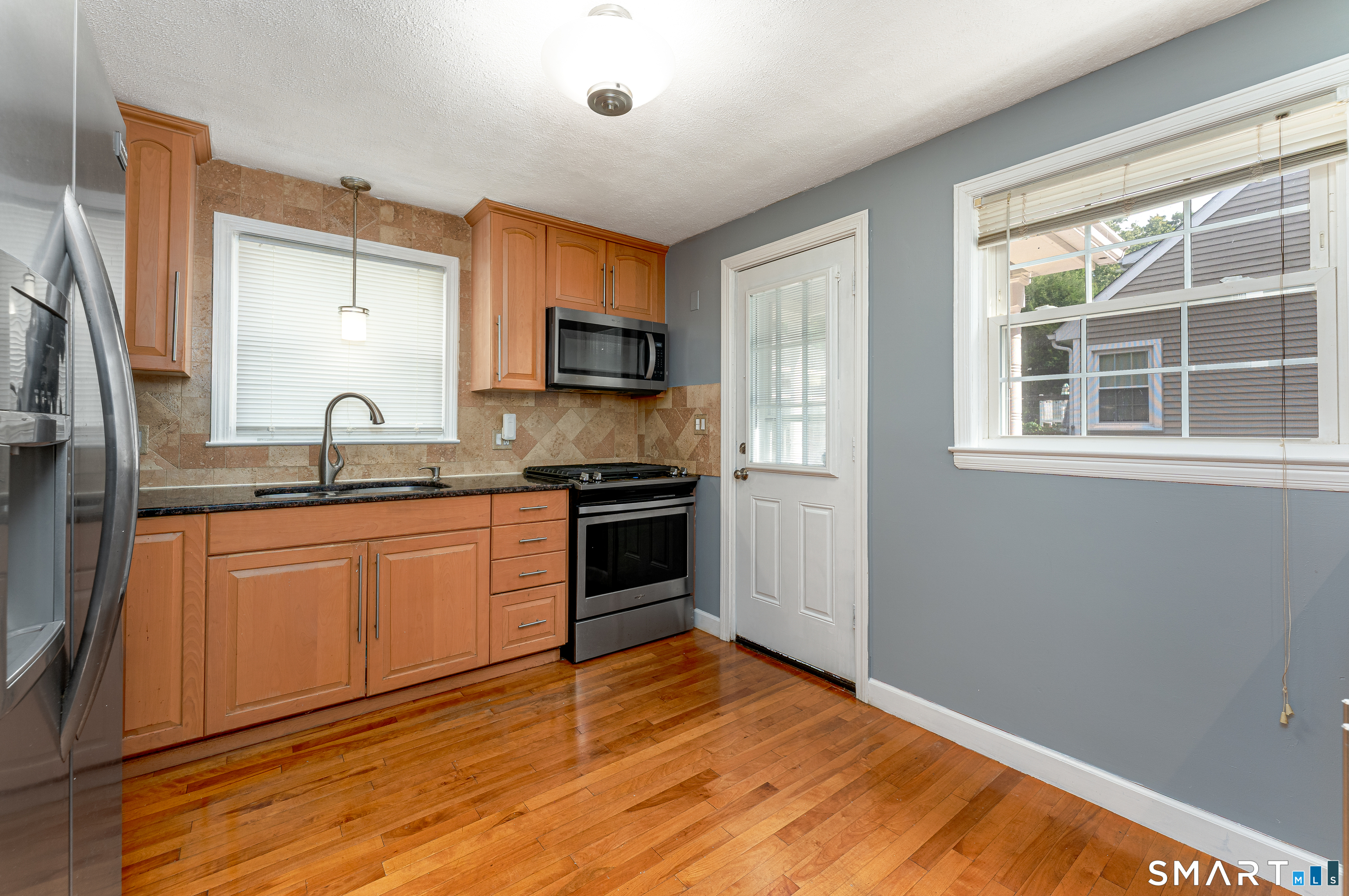109 White Street Manchester CT 06042