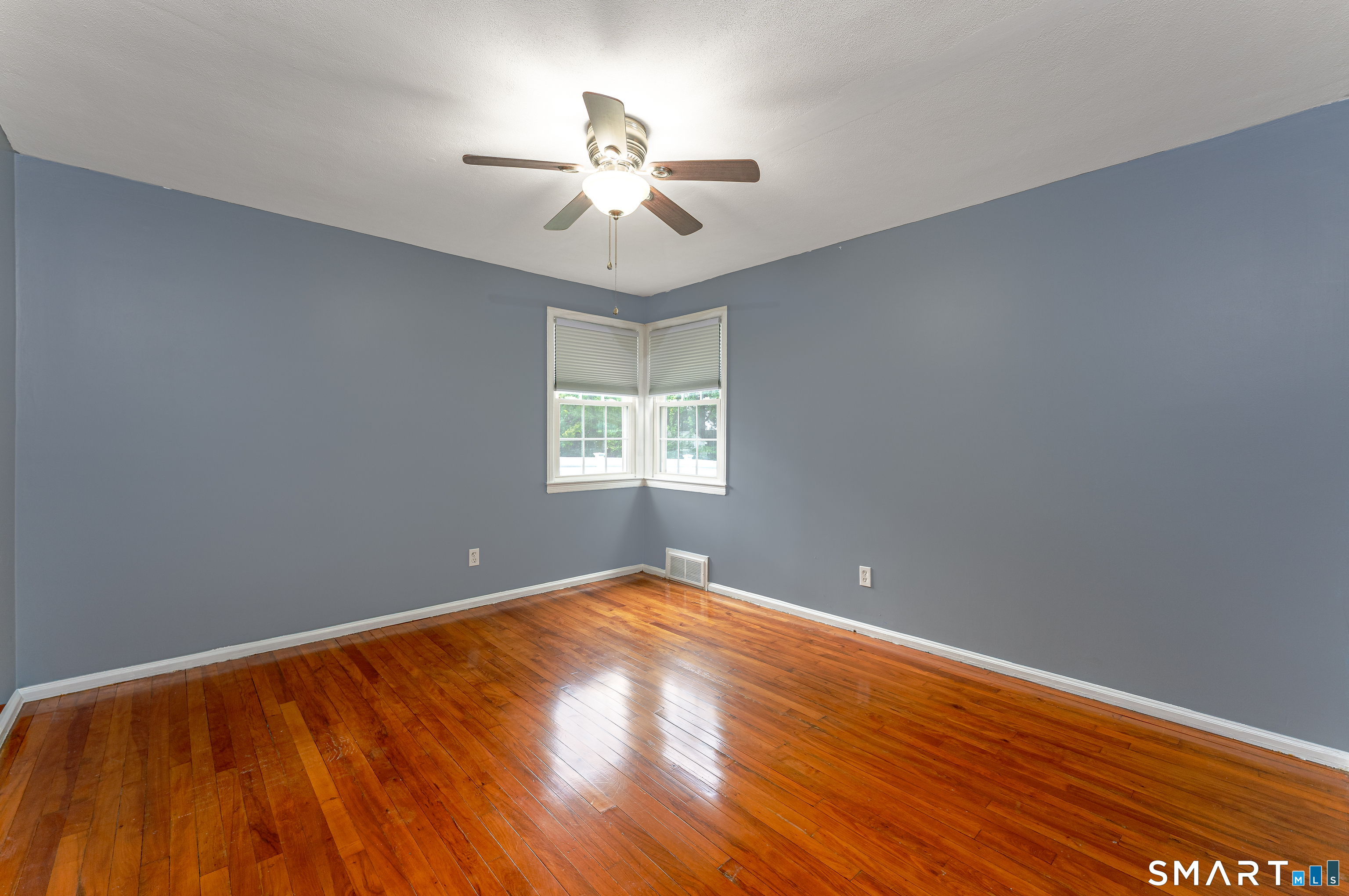 109 White Street Manchester CT 06042