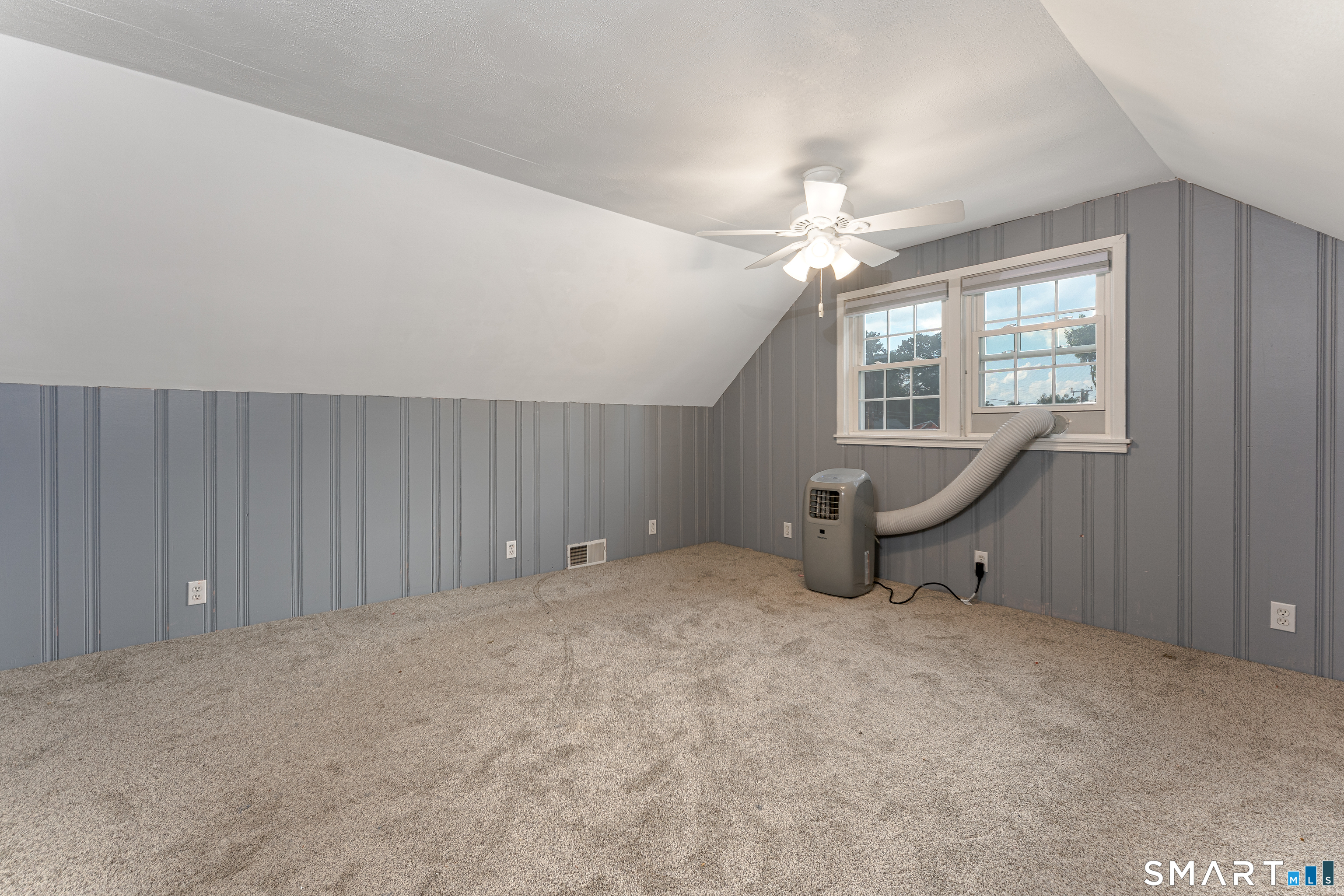 109 White Street Manchester CT 06042
