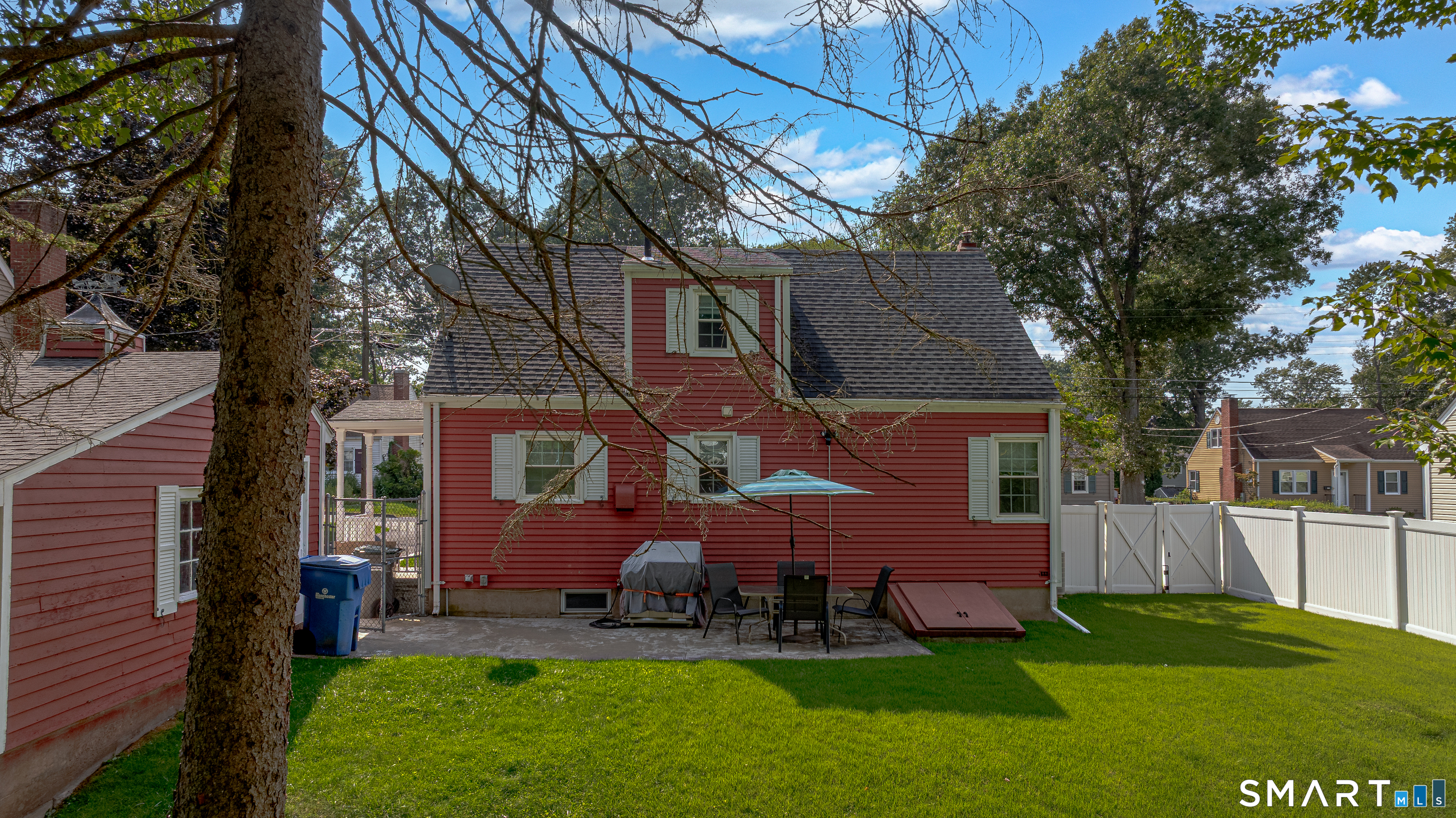 109 White Street Manchester CT 06042