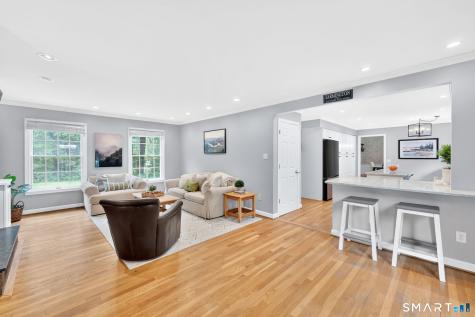 369 West Mountain Road Simsbury CT 06092