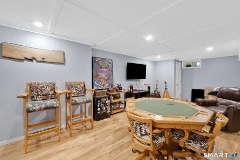 369 West Mountain Road Simsbury CT 06092