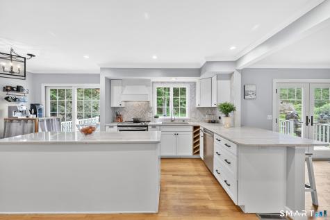 369 West Mountain Road Simsbury CT 06092