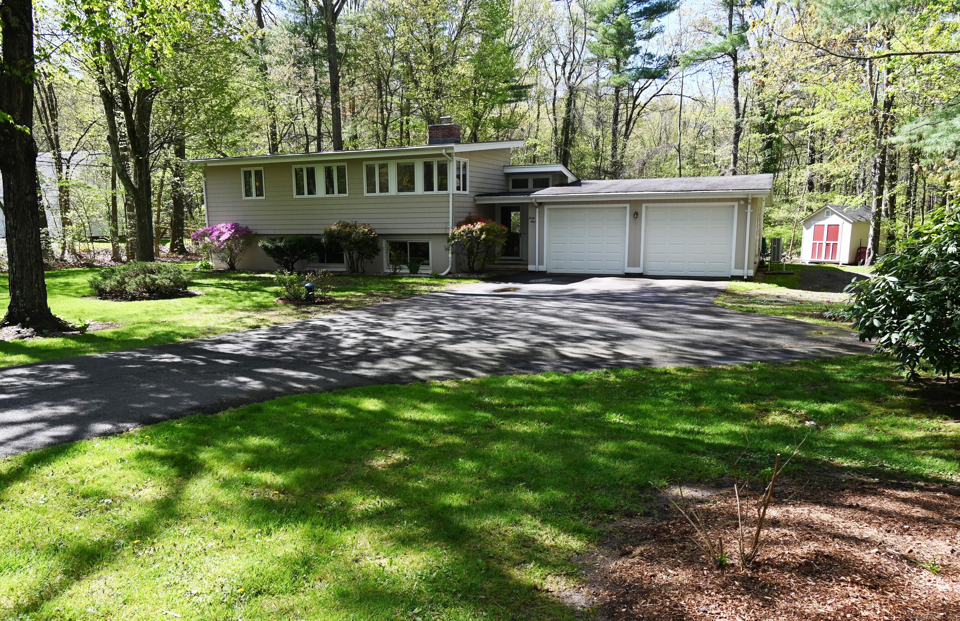 49 Ichabod Road Simsbury CT 06070