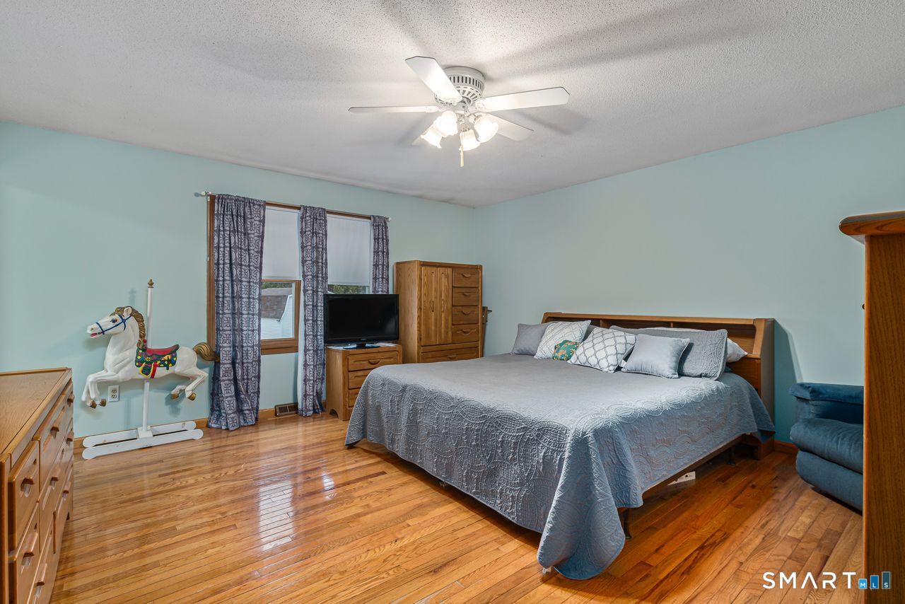136 Broad Brook Road Enfield CT 06082