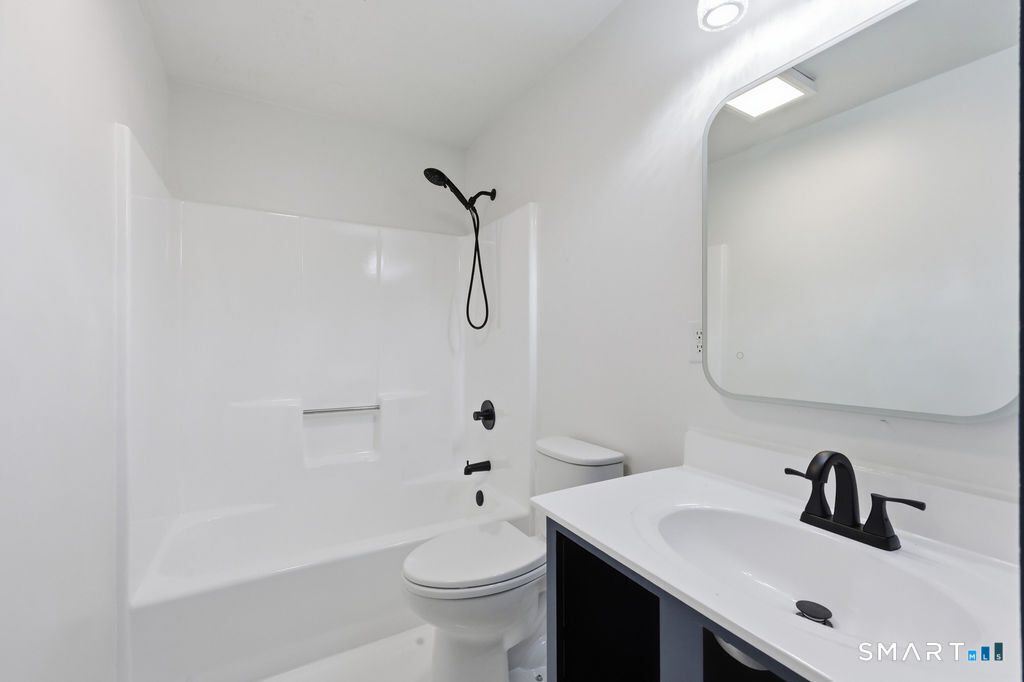 17 Bonair Road Tolland CT 06084