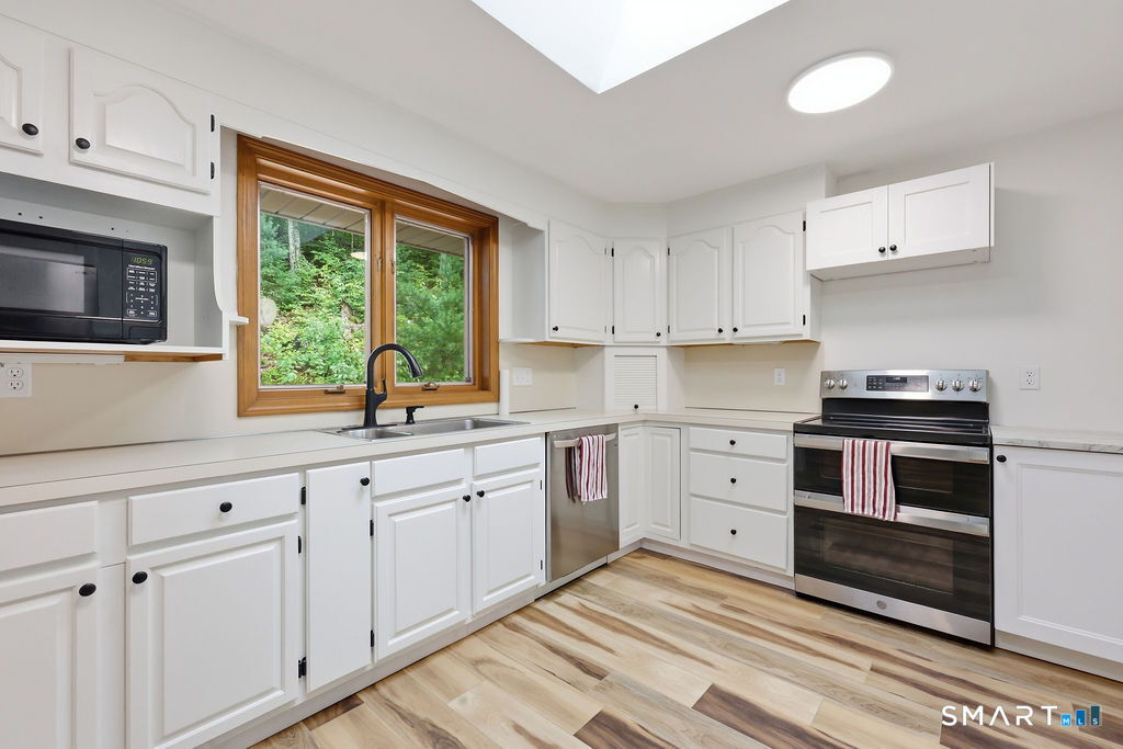 17 Bonair Road Tolland CT 06084
