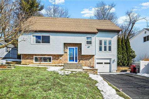 121 Phoenix Avenue Naugatuck CT 06770