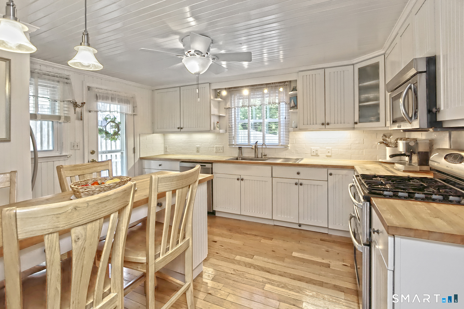 137 Lake Street West Haven CT 06516
