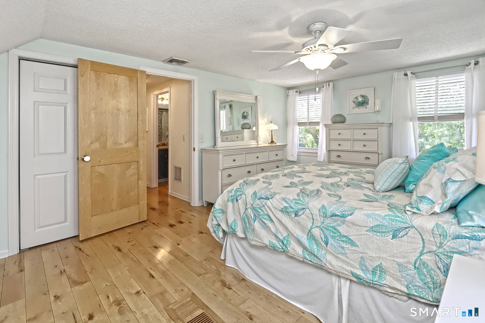 137 Lake Street West Haven CT 06516
