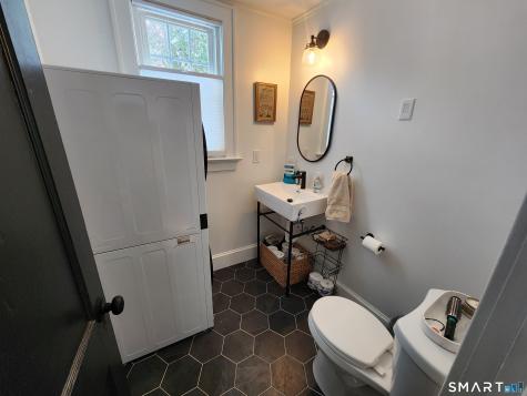 179 Winthrop Terrace Meriden CT 06451