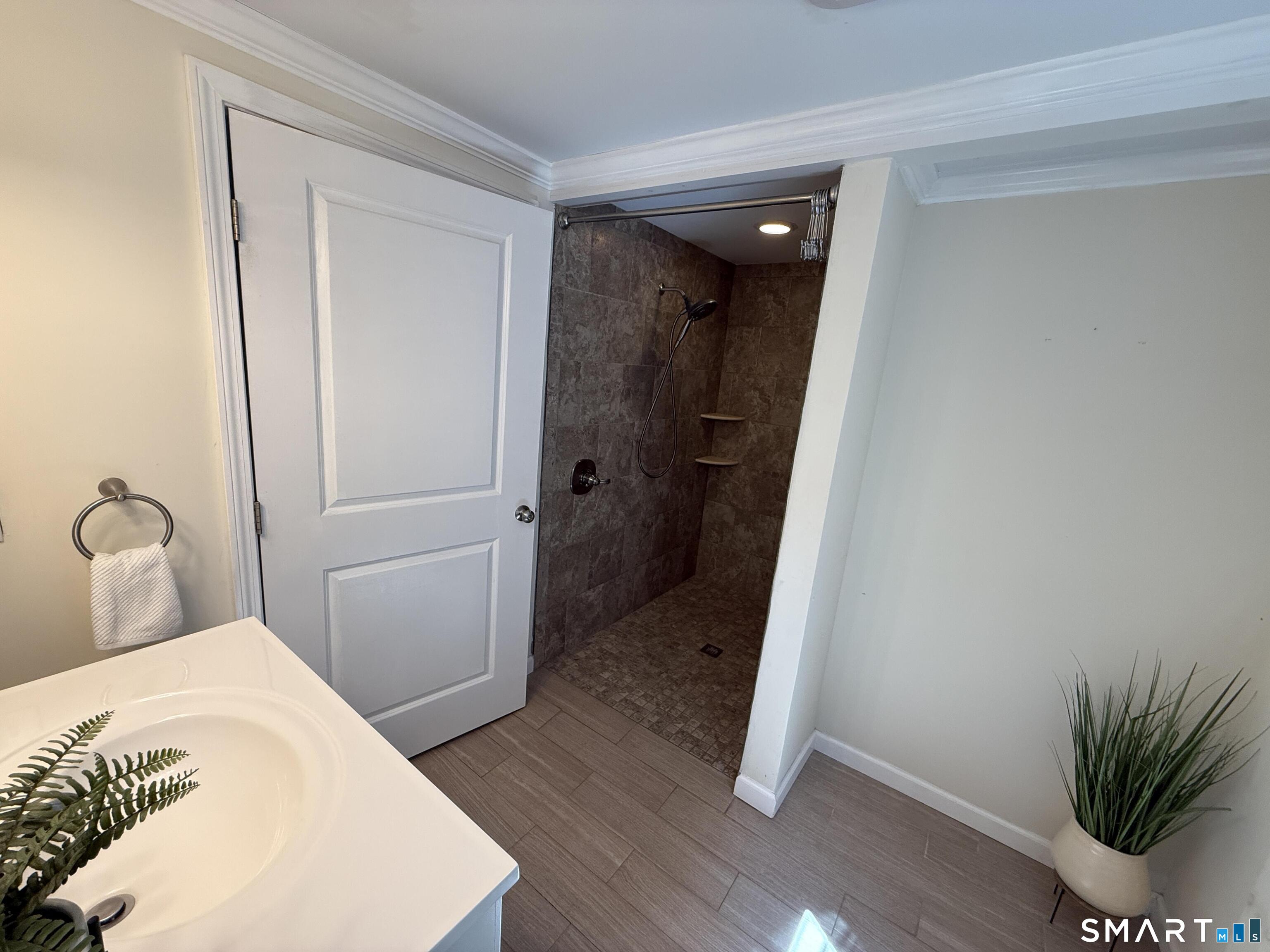 34 Wakeley Road Newington CT 06111