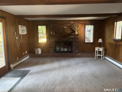 34 Wakeley Road Newington CT 06111