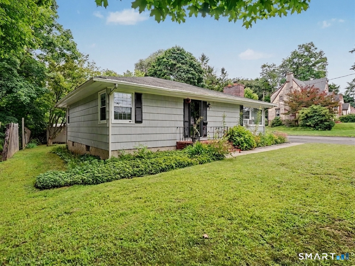 25 Elgin Avenue Bethel CT 06801