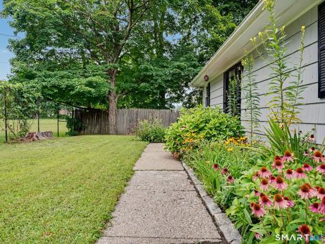 25 Elgin Avenue Bethel CT 06801