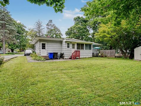 25 Elgin Avenue Bethel CT 06801