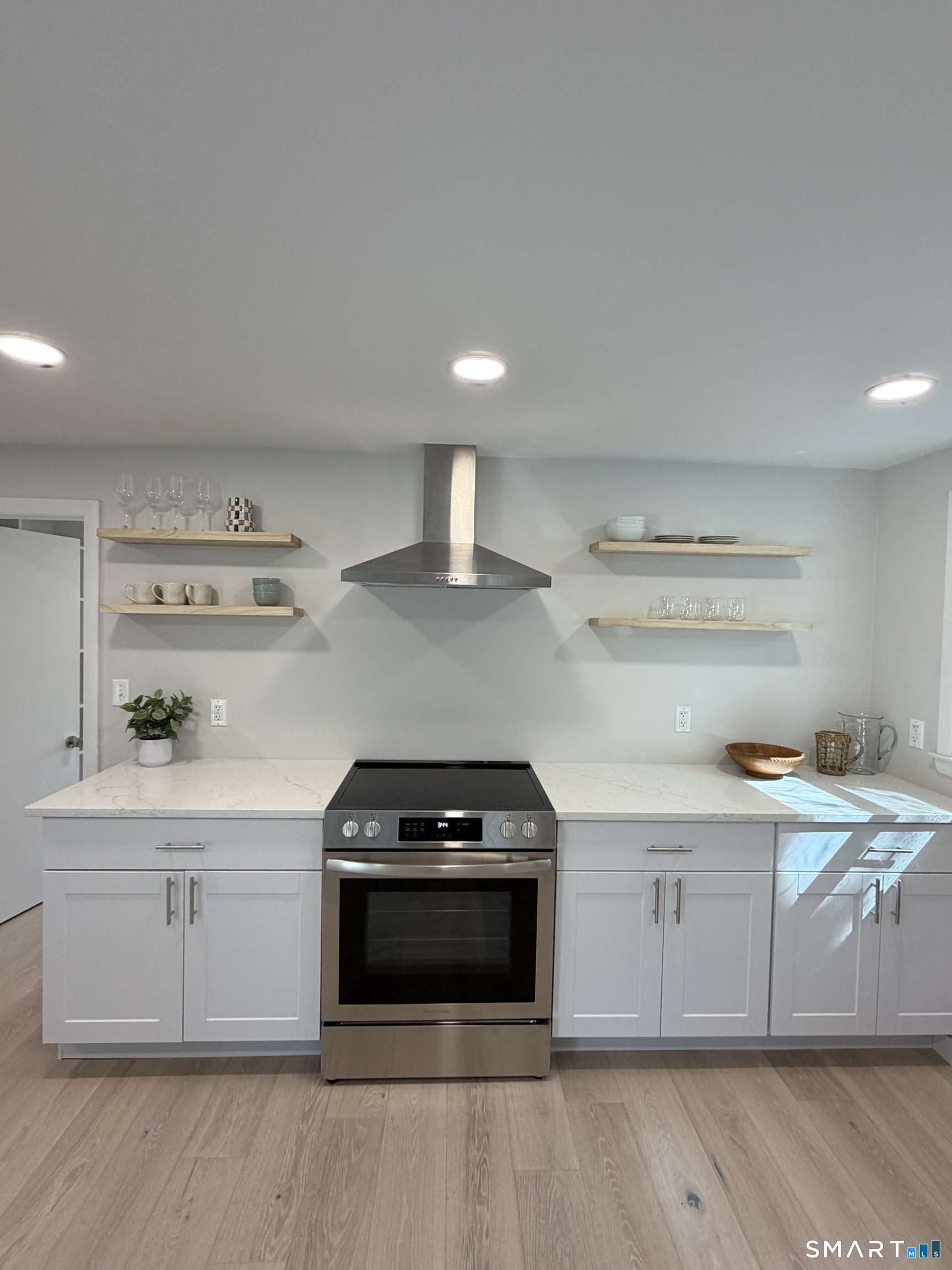66 Middle Drive East Hartford CT 06118