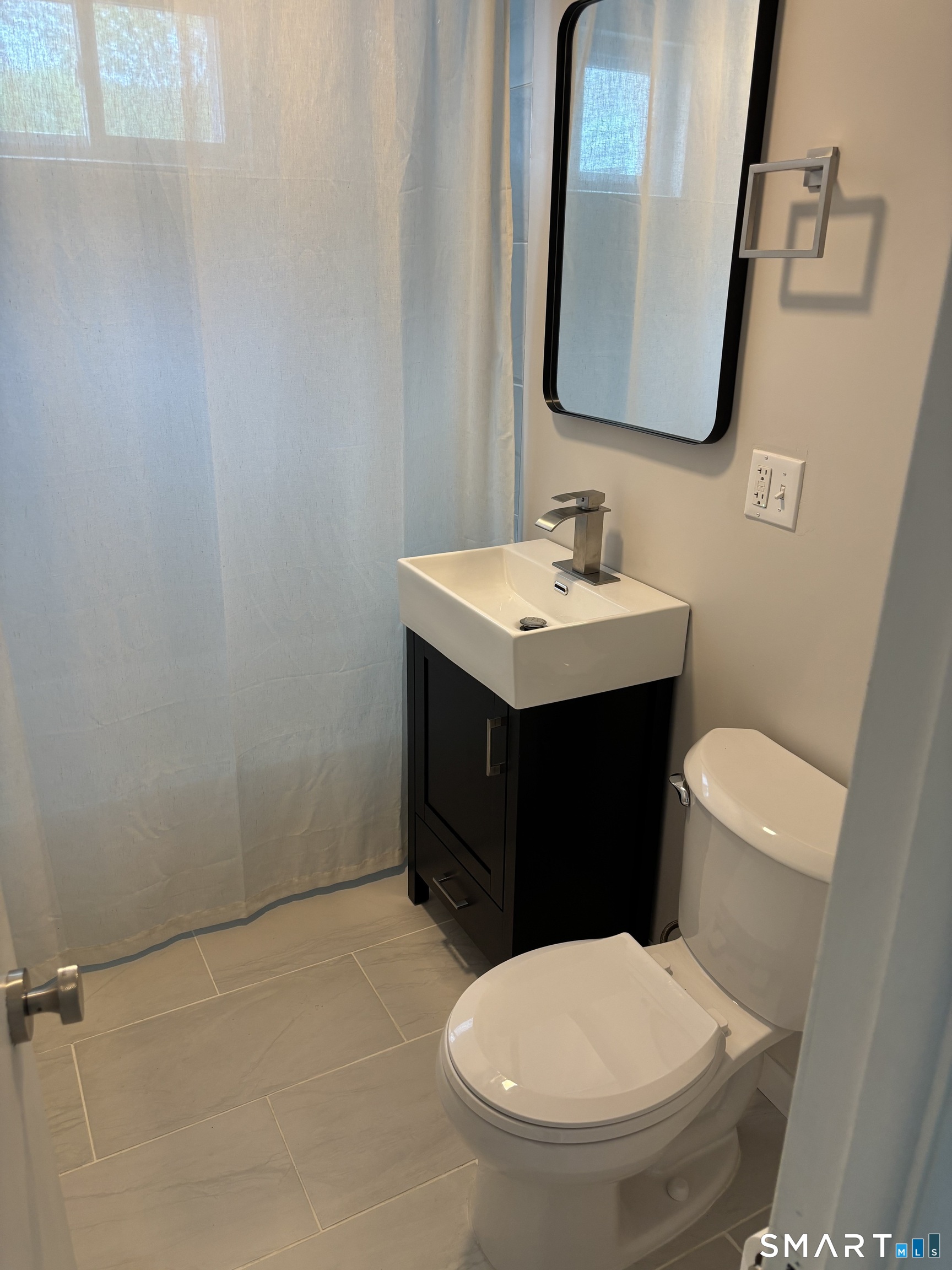 66 Middle Drive East Hartford CT 06118