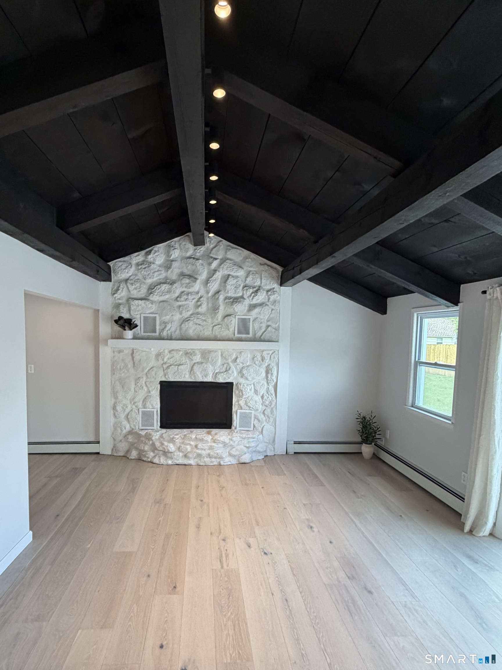 66 Middle Drive East Hartford CT 06118