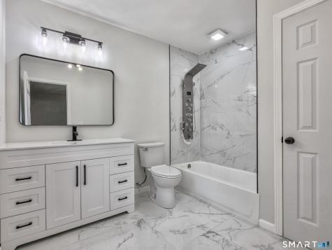 4 Bayview Circle Watertown CT 06795