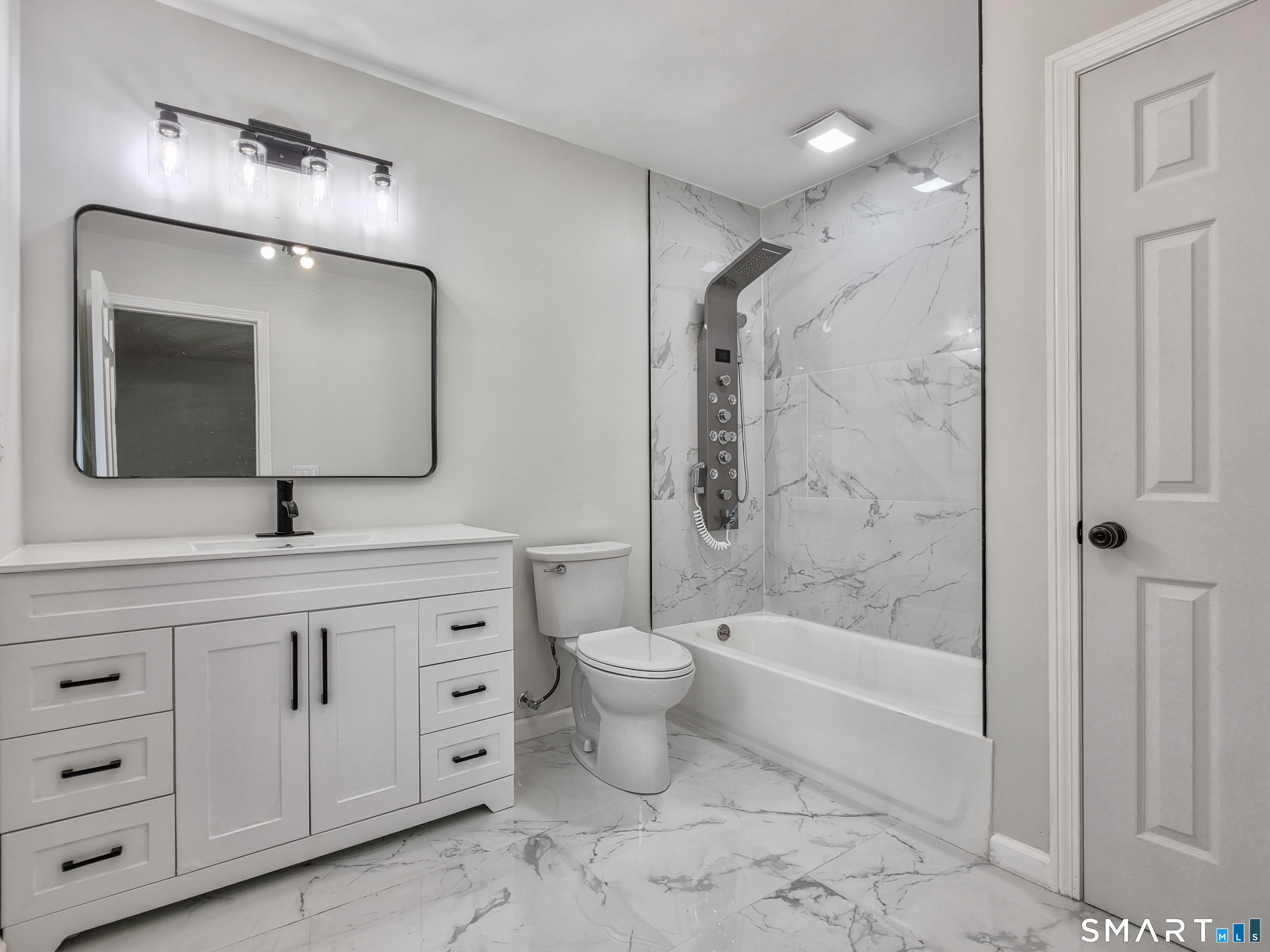 4 Bayview Circle Watertown CT 06795