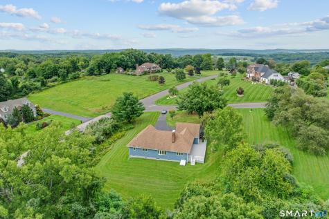 4 Bayview Circle Watertown CT 06795