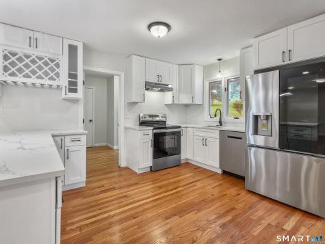 4 Bayview Circle Watertown CT 06795