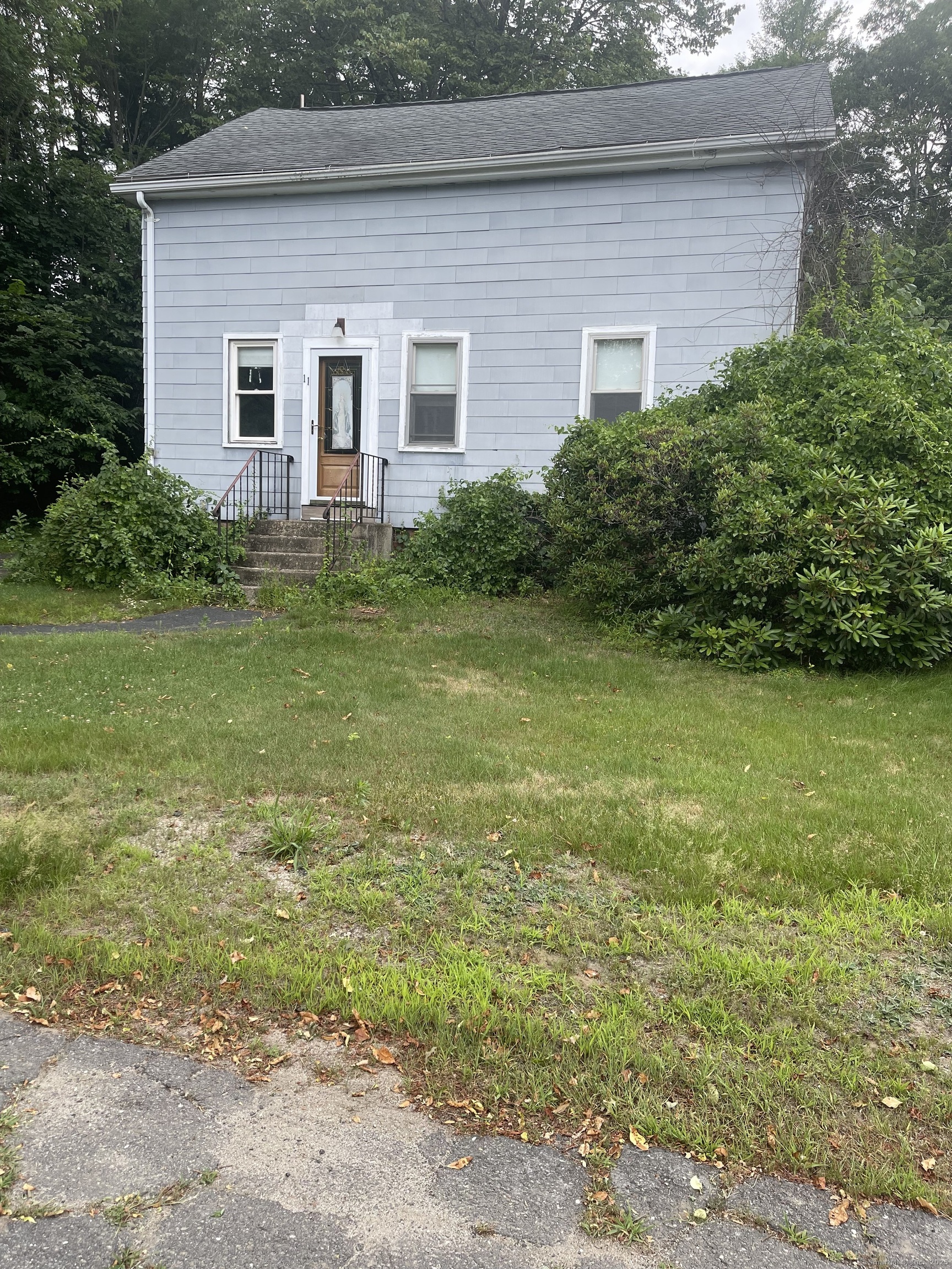 11 William Street Plymouth CT 06786