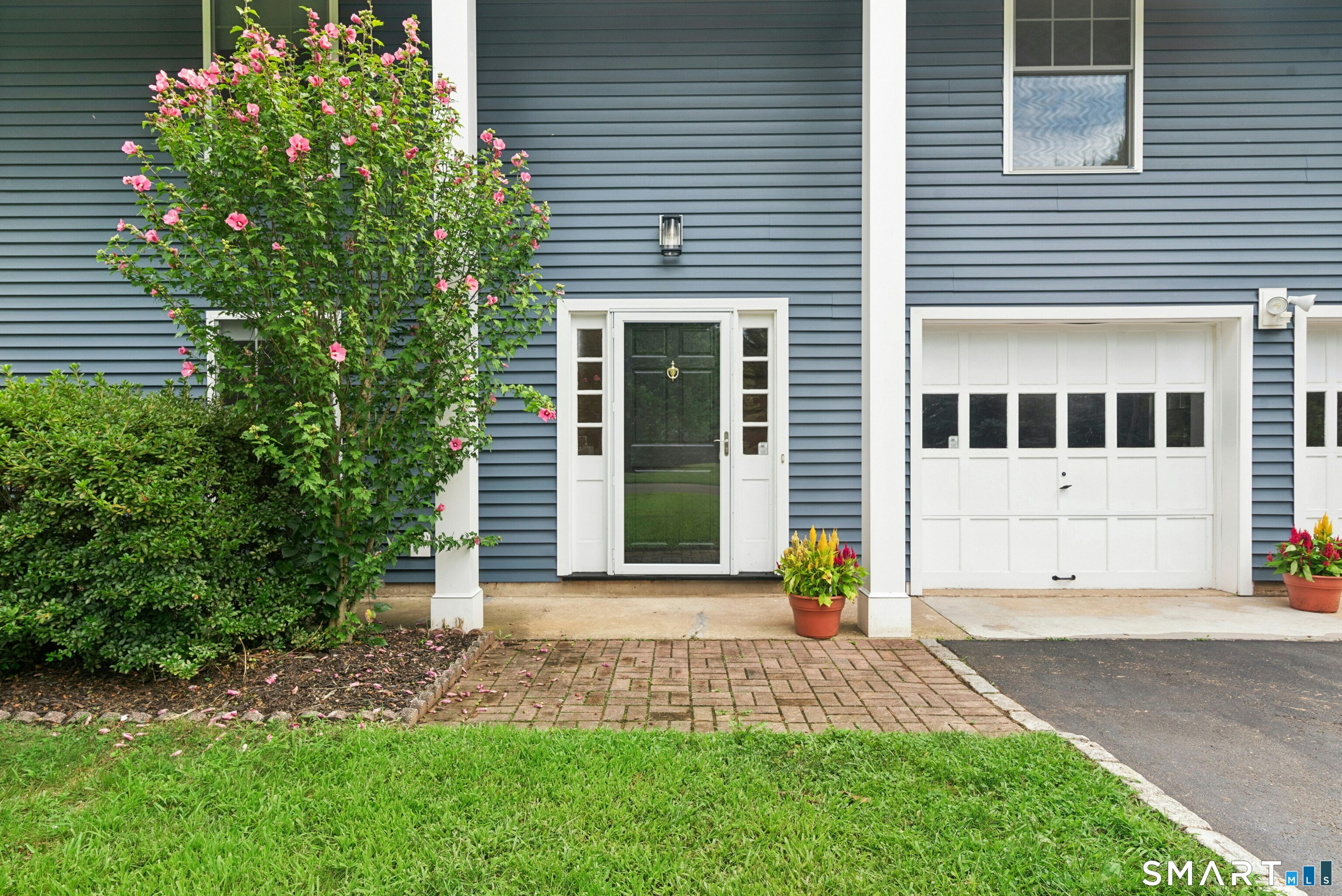20 Lincoln Drive New Canaan CT 06840