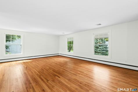 20 Lincoln Drive New Canaan CT 06840